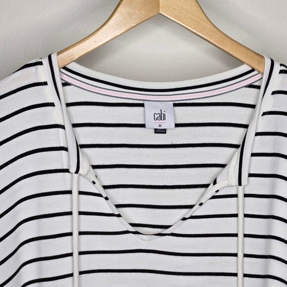 CABI Relaxed Fit Casual White and Black Striped Women's Longsleeve Veck Top - Picture 2 of 10